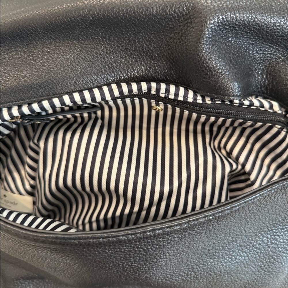 Kate Spade Cobble Hill Black Pebbled Leather Classic Crossbody Bag - Picture 5 of 16